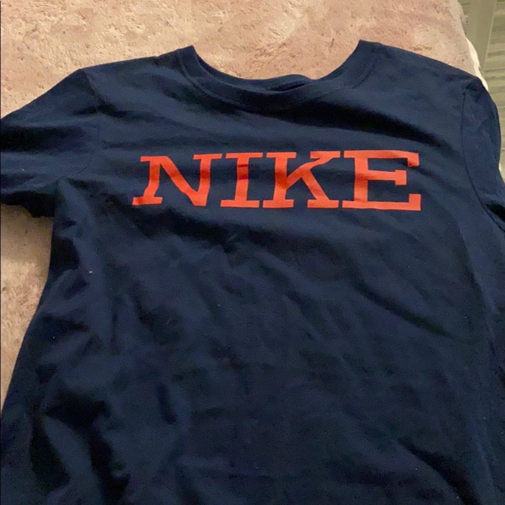 Nike t shirt